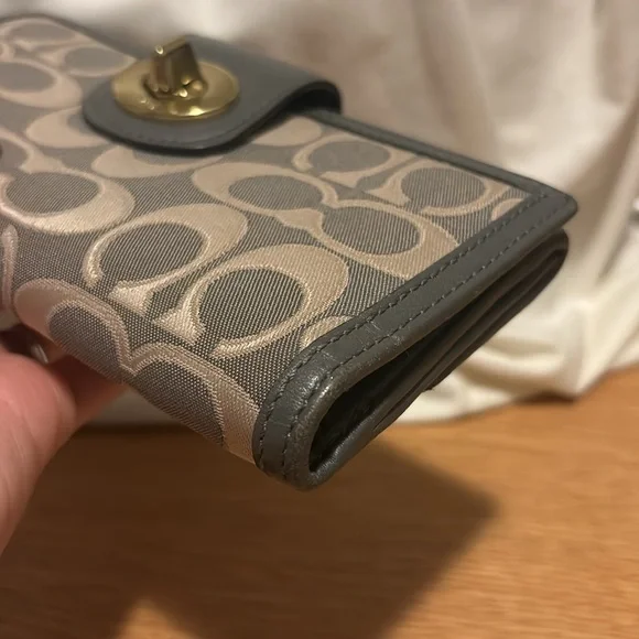 Coach wallet - Picture 4 of 8